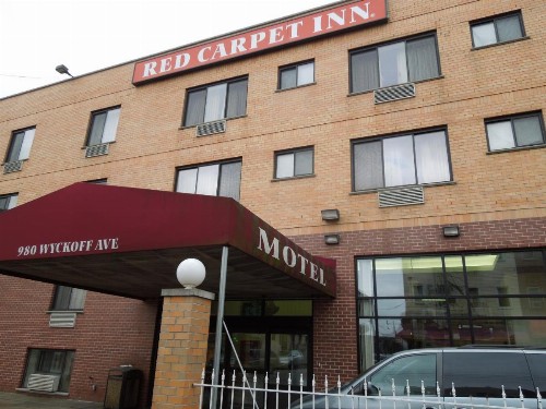 Red Carpet Inn Brooklyn - image 6