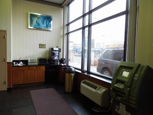 Red Carpet Inn Brooklyn - image 7