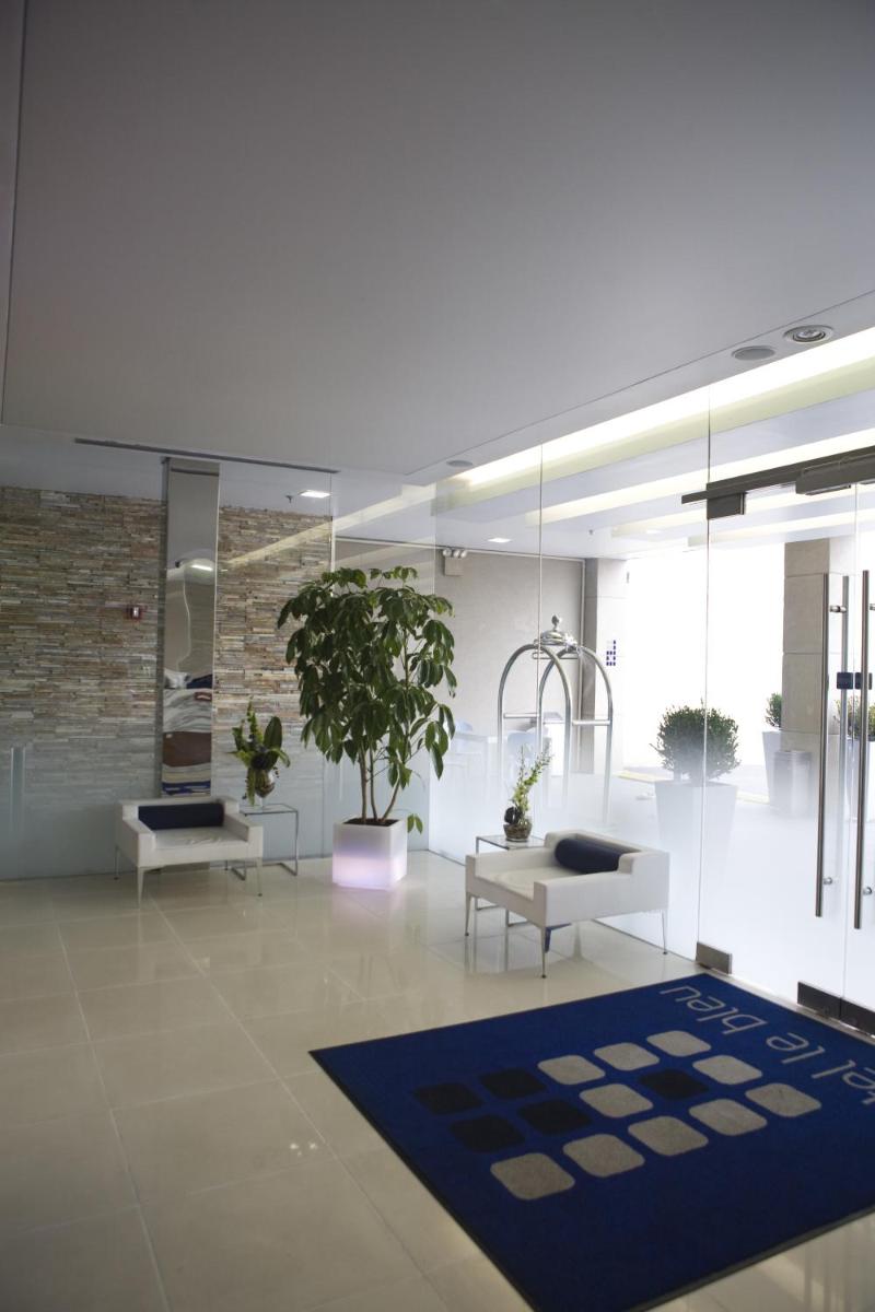 Hotel Le Bleu - image 4