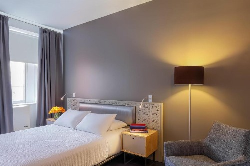 NU Hotel - image 25