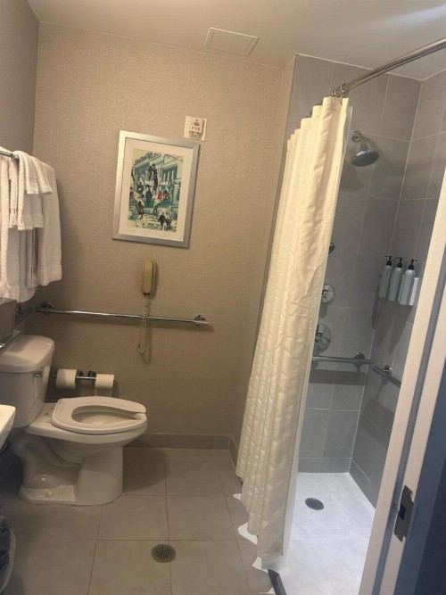 Fairfield Inn & Suites By Marriott New York Brooklyn - image 10