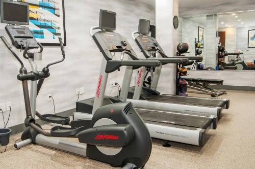 Fairfield Inn & Suites By Marriott New York Brooklyn - image 16