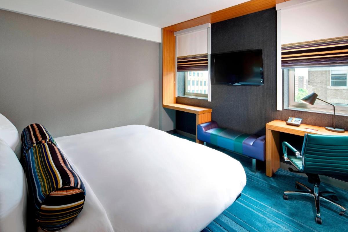 Aloft Brooklyn - main image