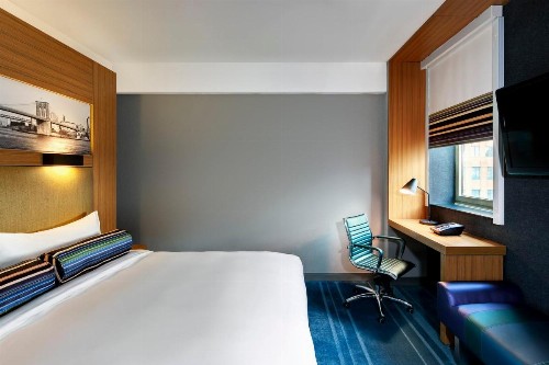 Aloft Brooklyn - image 8