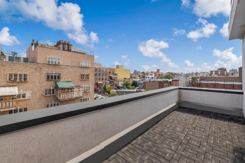Condor Hotel Brooklyn - image 37