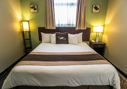 Pointe Plaza Hotel - image 15
