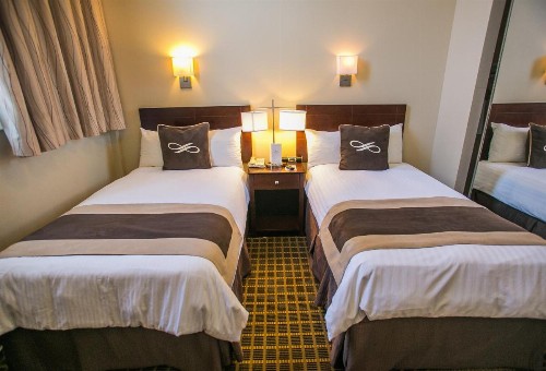 Pointe Plaza Hotel - image 26