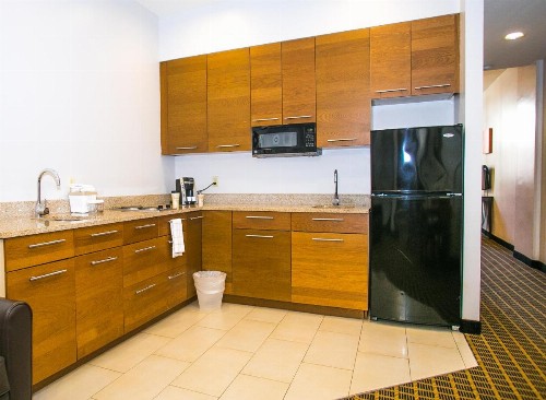 Pointe Plaza Hotel - image 38