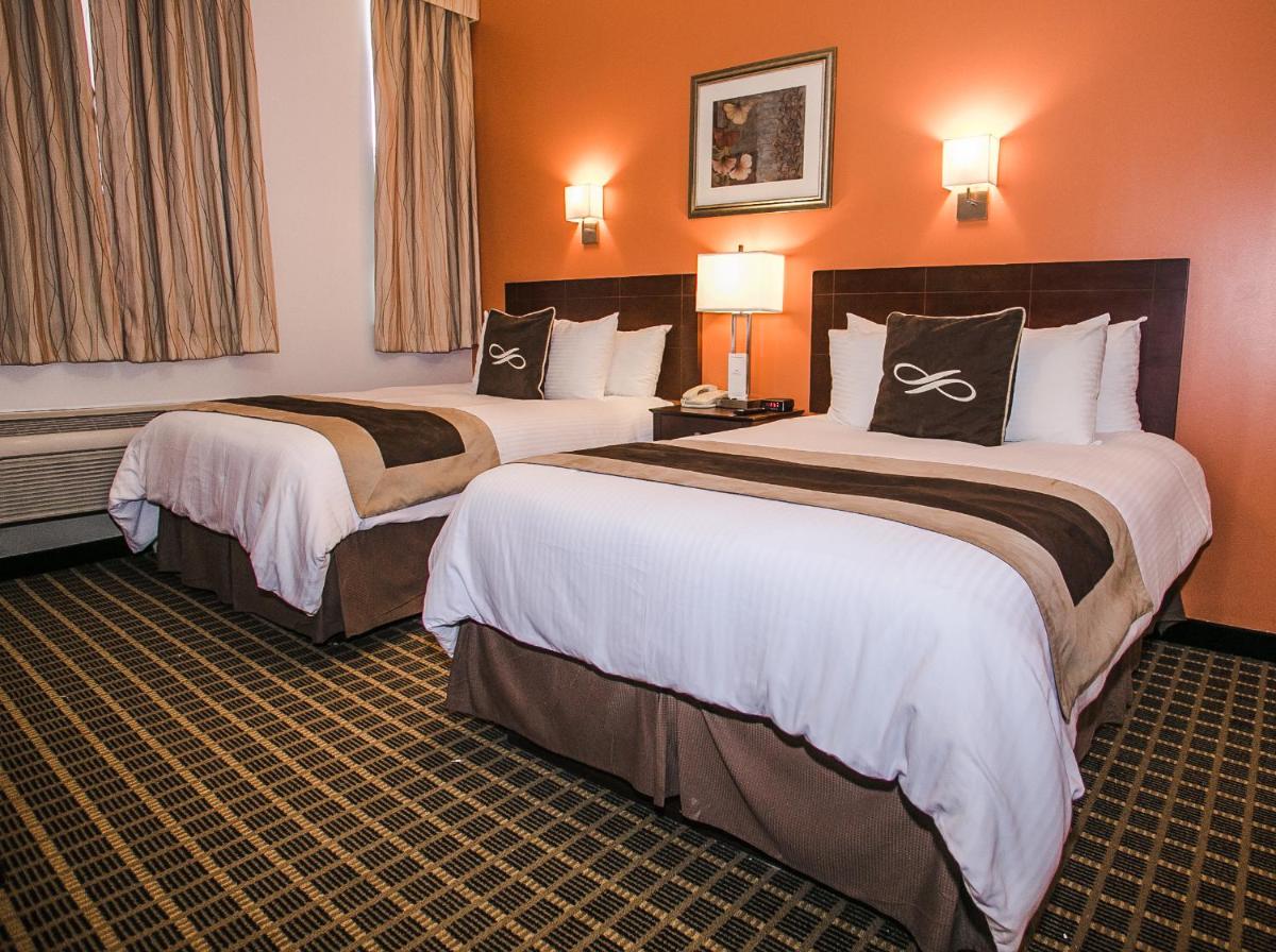 Pointe Plaza Hotel - image 5