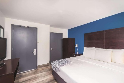 La Quinta by Wyndham Brooklyn Downtown - image 6