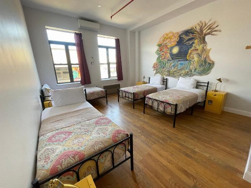 NY Moore Hostel - image 31