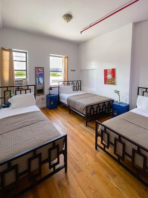 NY Moore Hostel - image 35