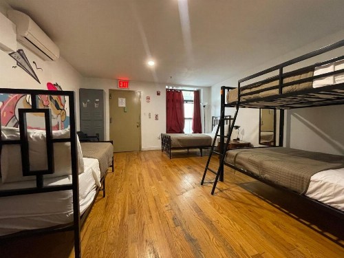 NY Moore Hostel - image 43