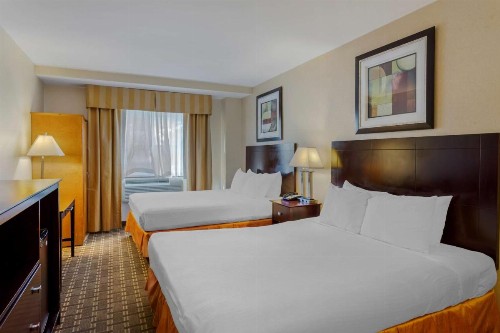 Best Western Plus Brooklyn Bay Hotel - image 25
