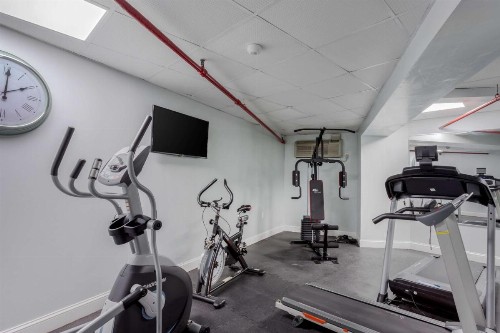 Best Western Plus Brooklyn Bay Hotel - image 35