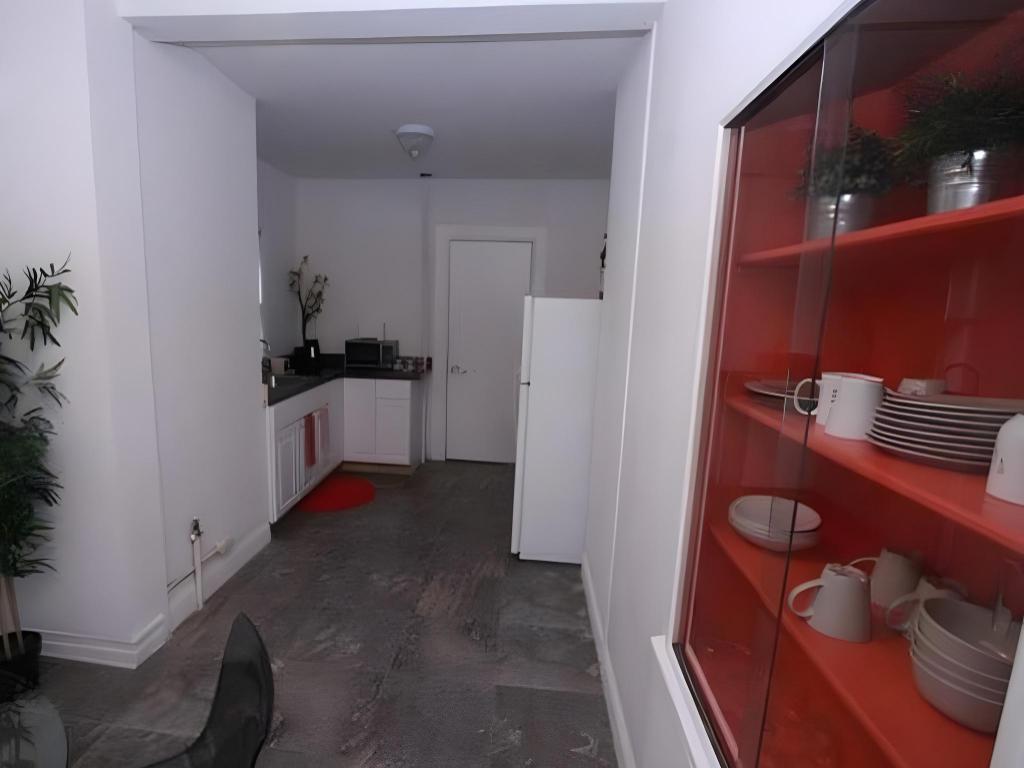 J-Stel Hostel - image 2