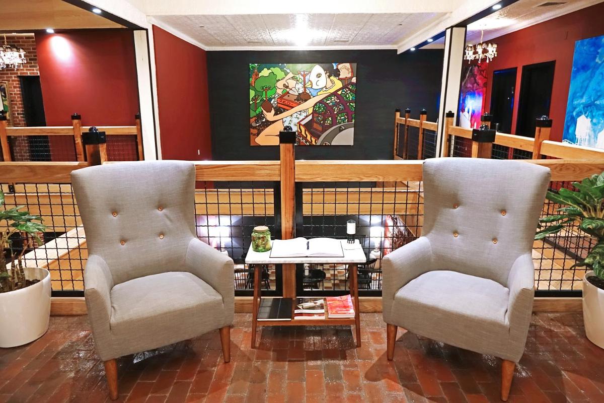 Henry Norman Hotel - image 3