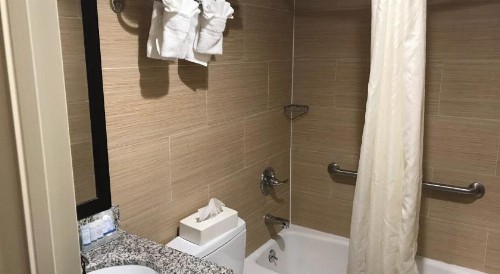 Days Inn by Wyndham Brooklyn Borough Park - image 37