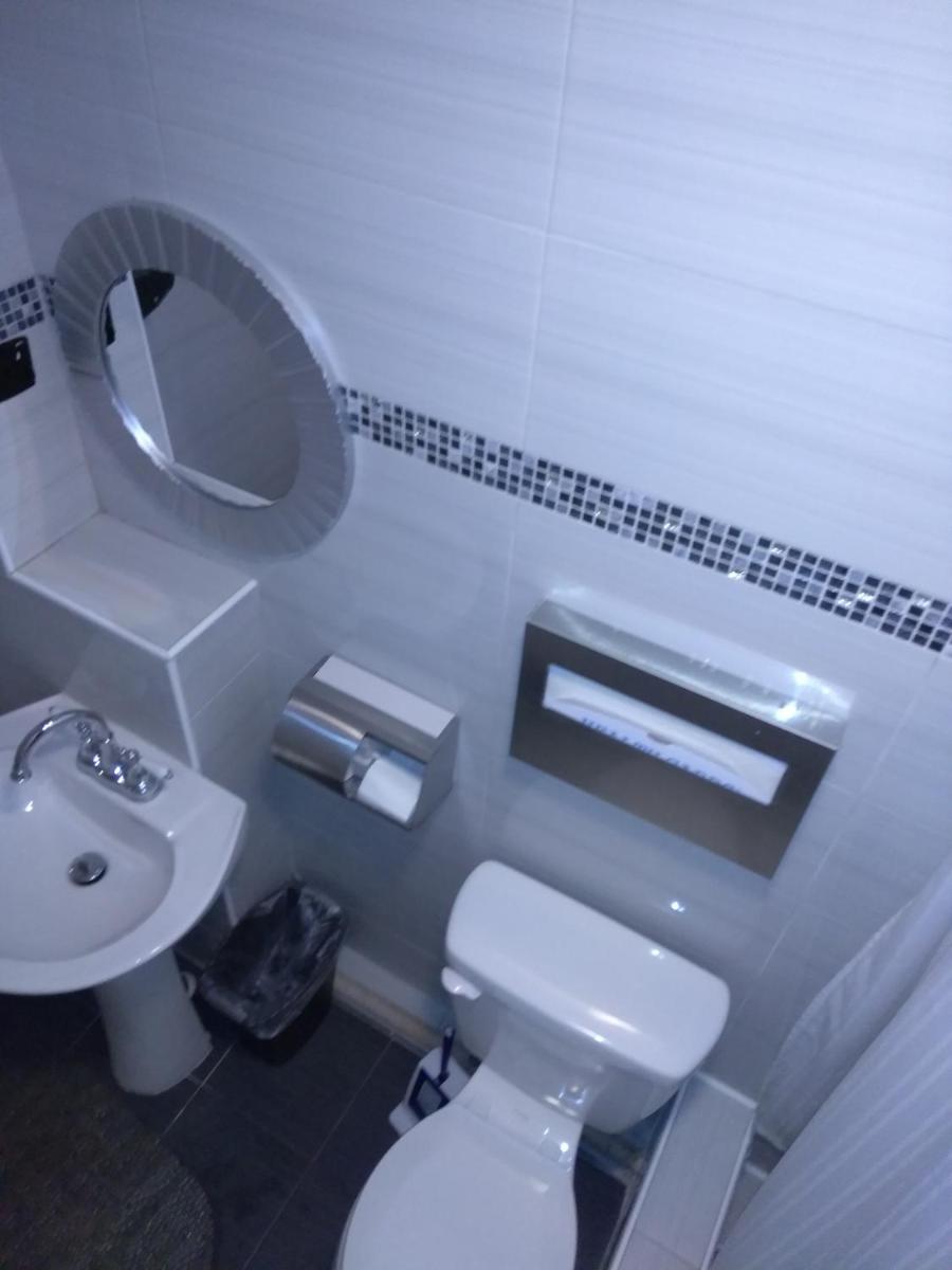 Neptune Hotel - image 6