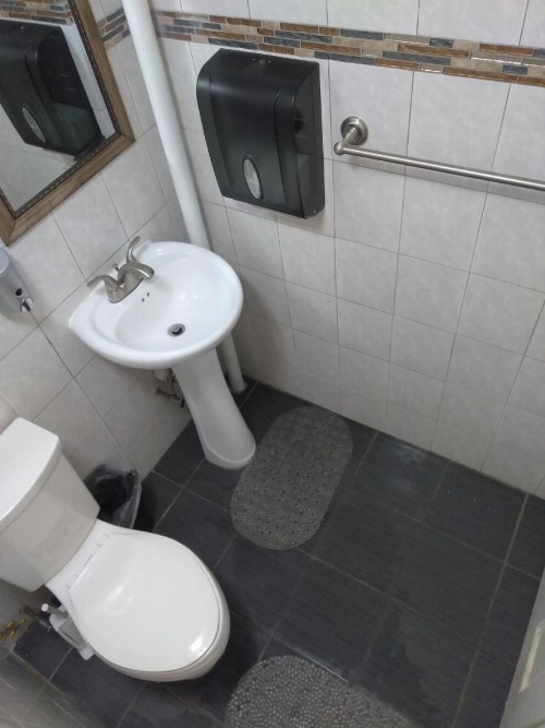 Neptune Hotel - image 7
