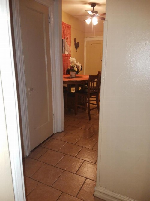 Gabriel's Luxury Suite - image 27