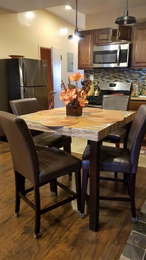 Gabriel's Luxury Suite - image 31
