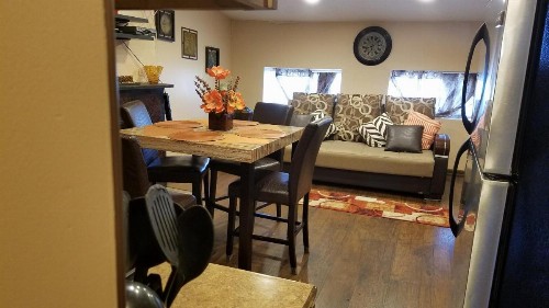 Gabriel's Luxury Suite - image 35