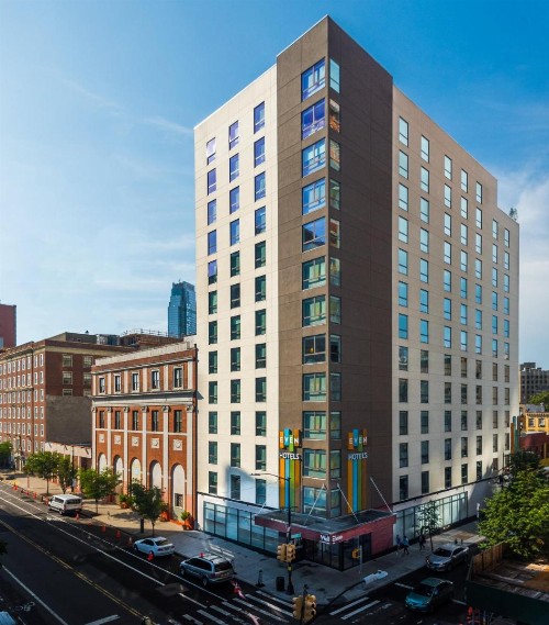 EVEN Hotel Brooklyn an IHG Hotel - image 4