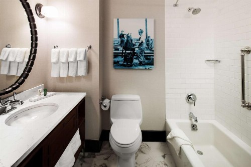 Hilton Brooklyn New York - image 16