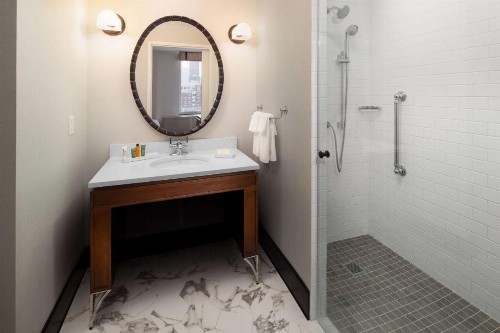 Hilton Brooklyn New York - image 19