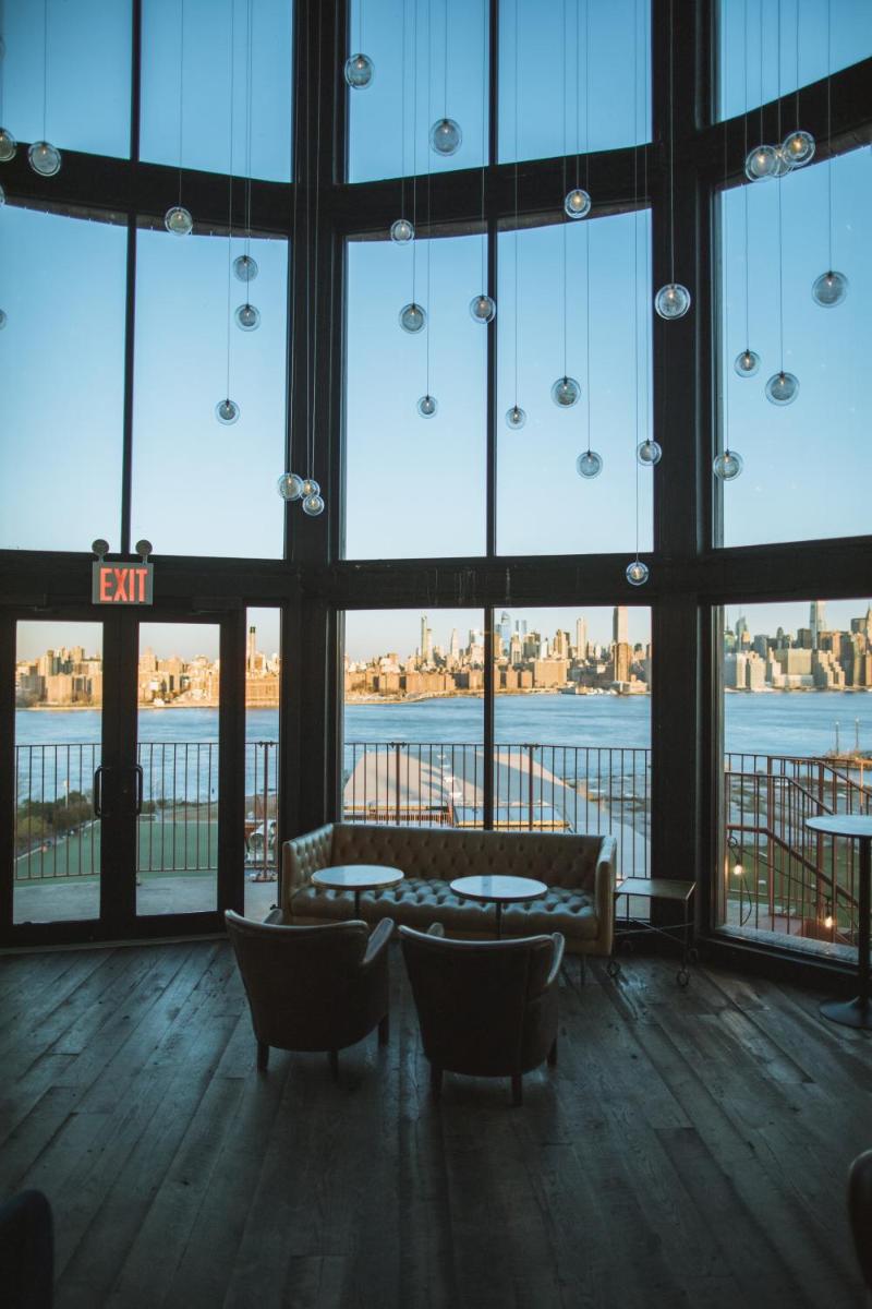 The Williamsburg Hotel - image 2