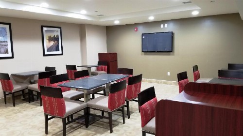 Days Inn by Wyndham Brooklyn Marine Park - image 12