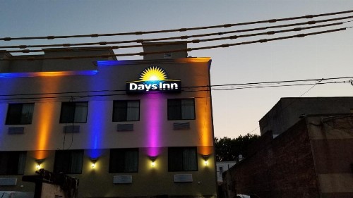 Days Inn by Wyndham Brooklyn Marine Park - image 20