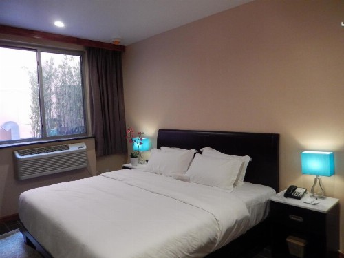 Quality Inn near Sunset Park - image 12
