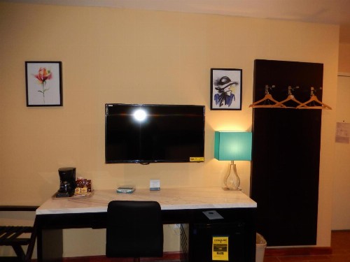 Quality Inn near Sunset Park - image 23
