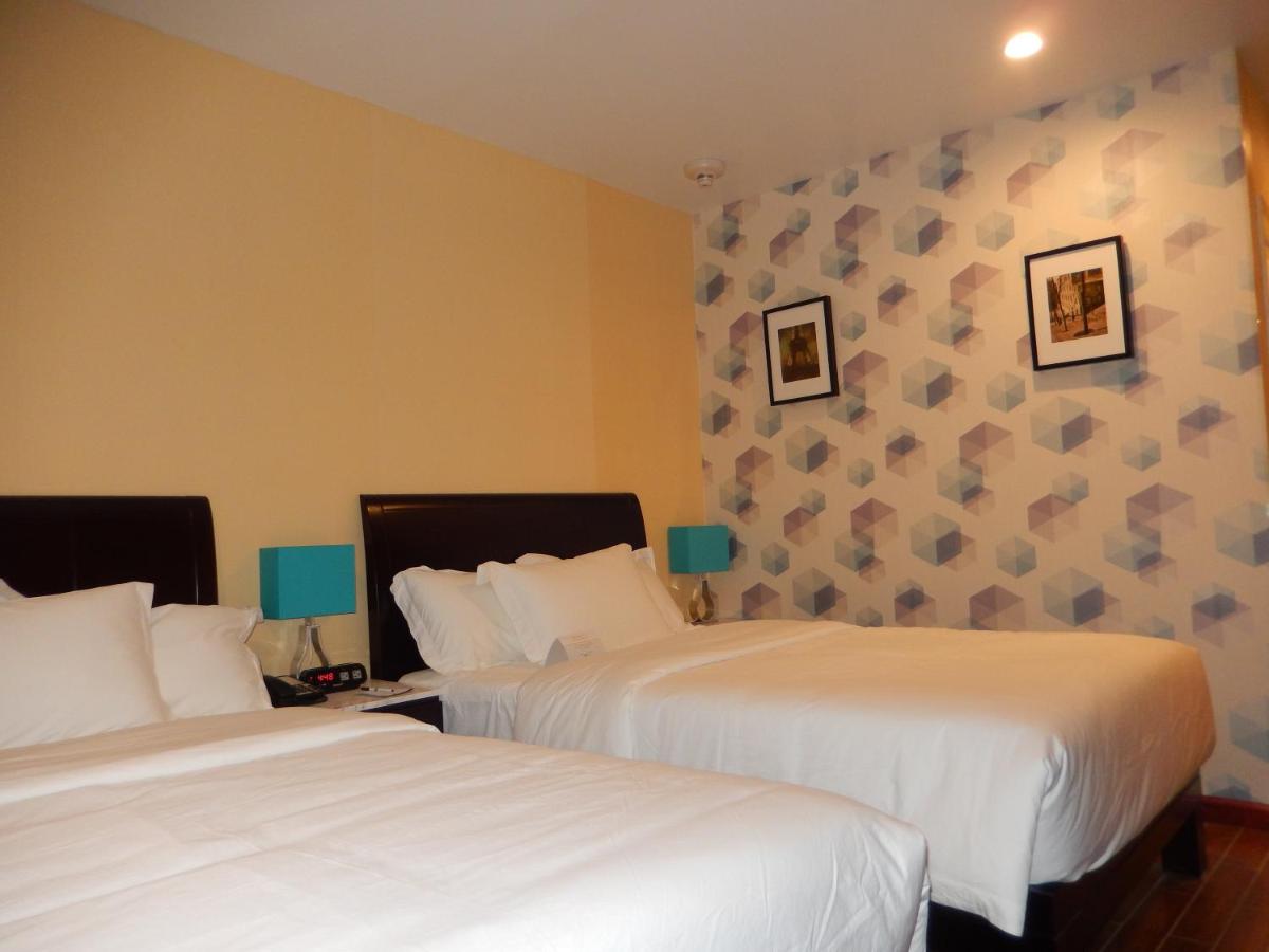 Quality Inn near Sunset Park - image 6