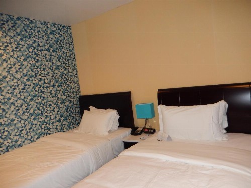 Quality Inn near Sunset Park - image 7