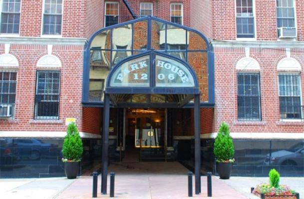 Park House Hotel Brooklyn - main image