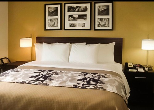 The Vue Inn Brooklyn - image 1