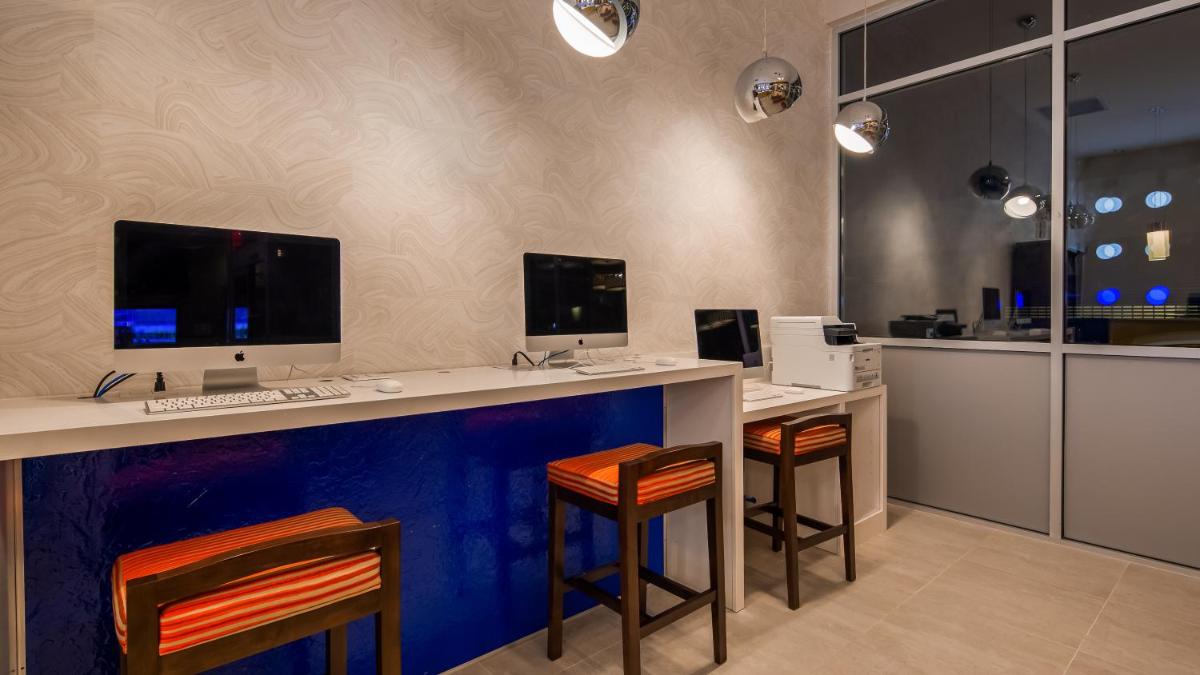 GLo Best Western Brooklyn NYC - image 7