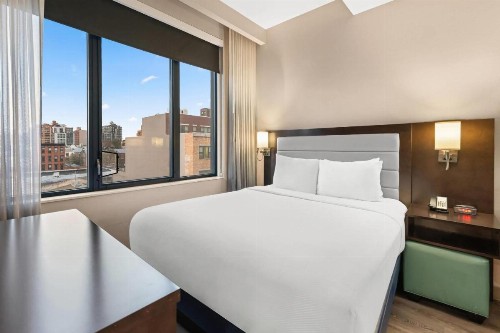 Comfort Inn Prospect Park-Brooklyn - image 20