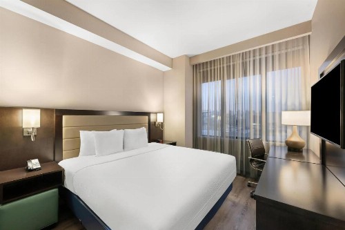Comfort Inn Prospect Park-Brooklyn - image 4