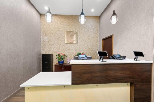 Comfort Inn Prospect Park-Brooklyn - image 7