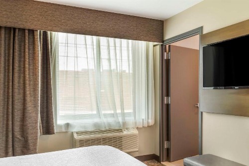 Best Western Brooklyn-Coney Island Inn - image 12