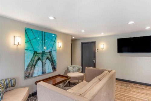Best Western Brooklyn-Coney Island Inn - image 21