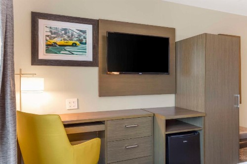 Best Western Brooklyn-Coney Island Inn - image 33