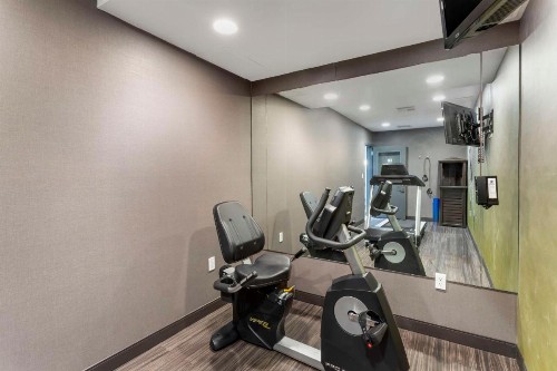 Best Western Brooklyn-Coney Island Inn - image 4