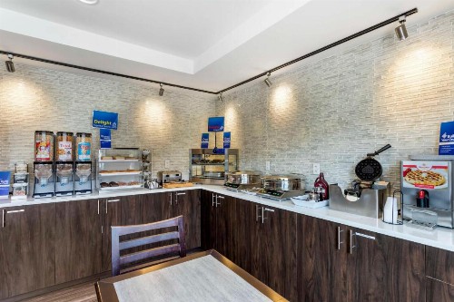 Best Western Brooklyn-Coney Island Inn - image 5