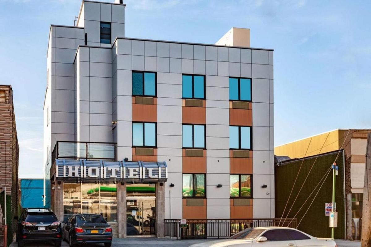 Umbrella Hotel Brooklyn - main image