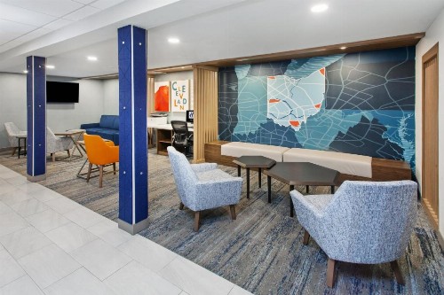 Holiday Inn Express Brookpark-Cleveland Airport Hotel - image 47